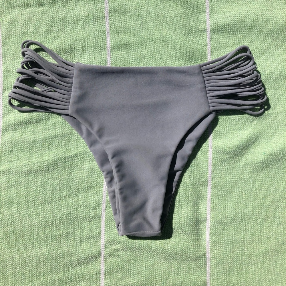 Mikoh strappy bottom - grey - small